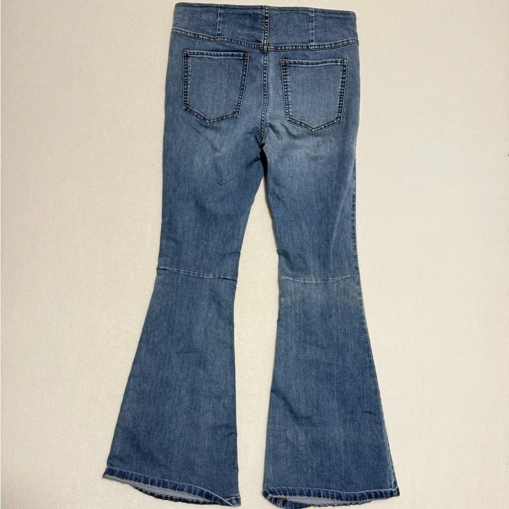 Free People Blue Flare Jeans Size 30